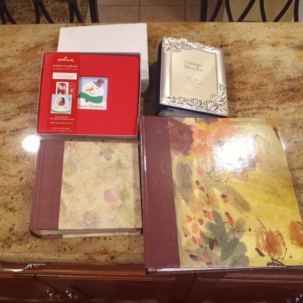 Hallmark Christmas And Asstorted Floral Photo Album Lot